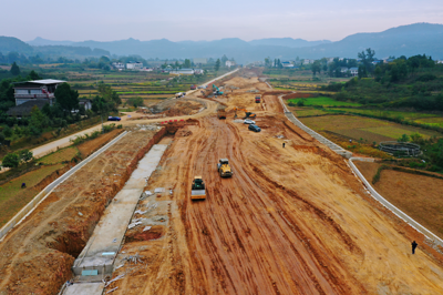 蒼溪 聚力拼經濟搞建設，全力推動重點項目與市政建設雙輪驅動